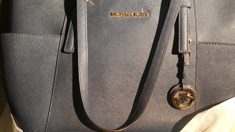 Riyadh, Purses & Wallets, SAR 650,  Authentic Michael Koros Handbag