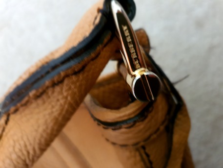 Riyadh, Purses & Wallets, SAR 800,  Authentic Burberry Big Big Bag
