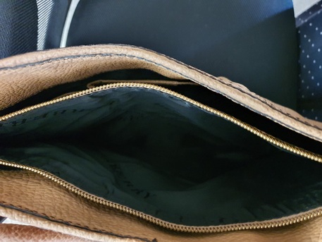 Riyadh, Purses & Wallets, SAR 800,  Authentic Burberry Big Big Bag