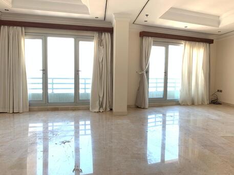 Salmiya, Apartments/Houses, KWD 700/month,  2 BR,  170 Sq. Feet,  2 Bedroom Full Floor Apartment For Rent In Salmiya At 700kd
