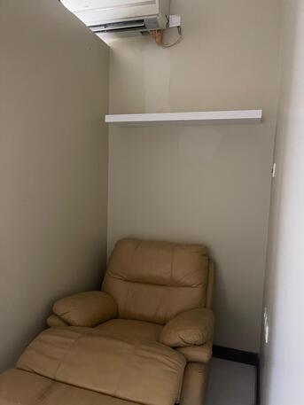 Isa Town, Businesses For Sale, Lady