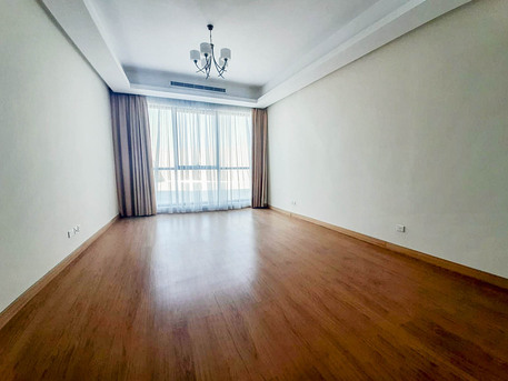 Al Seef, Apartments/Houses, BHD 450/month,  2 BR,  For Rent A Semi Furnished Flat In Seef Area Close To The Malls.