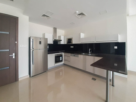 Al Seef, Apartments/Houses, BHD 450/month,  2 BR,  For Rent A Semi Furnished Flat In Seef Area Close To The Malls.