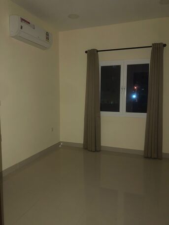 Busaiteen, Apartments, Flats, Houses & Villas, BHD 200/month,  2 BR,  Semi Furnished Flat For Rent In Busaiteen