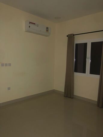 Busaiteen, Apartments, Flats, Houses & Villas, BHD 200/month,  2 BR,  Semi Furnished Flat For Rent In Busaiteen