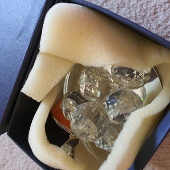 Riyadh, Collectibles, SAR 300,  Swarovski Crystal And Gadget  Grape.