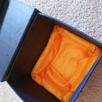 Riyadh, Collectibles, SAR 300,  Swarovski Crystal And Gadget  Grape.