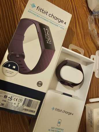 SAR 250 Fitbit Charge 4 Fitness Smart Band 50449752