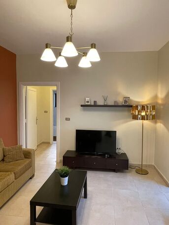 Amman, Apartments/Houses, JOD 7800/year,  Furnished,  2 BR,  Fully Furnished 2B Apart. Free Access Into The Roof Top N Um Uthaina 00962777688956