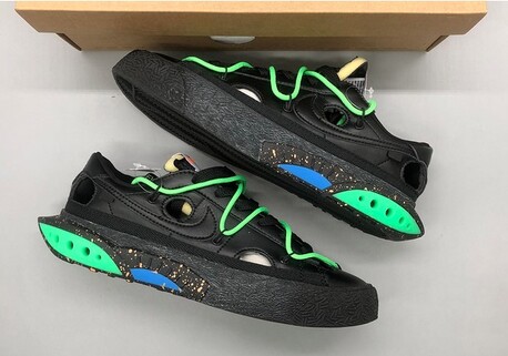 Riyadh, Collectibles, SAR 900,  Off-White X Nike Blazer Low Black Green / Off-White Black Caravaggio Arrow Sweatshirt