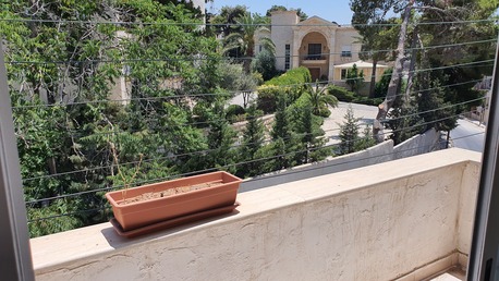 Amman, Apartments/Houses, JOD 6600/year,  Furnished,  3 BR,  Fully Furnished 3B Apartment With Baconlies In Jabal Webdeh 00962777688956