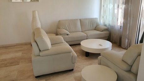 Amman, Apartments/Houses, JOD 11000/year,  Furnished,  3 BR,  Fully Furnished Three Bedroom Apartment With Baconly In 4 Circle 00962777688956