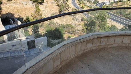 Amman, Apartments/Houses, JOD 11000/year,  Furnished,  3 BR,  Fully Furnished Three Bedroom Apartment With Baconly In 4 Circle 00962777688956