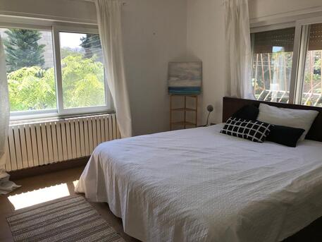 Amman, Apartments/Houses, JOD 10000/year,  Furnished,  3 BR,  Fully Furnished Three Bedroom Apartment With Baconly In Rainbow St 00962777688956