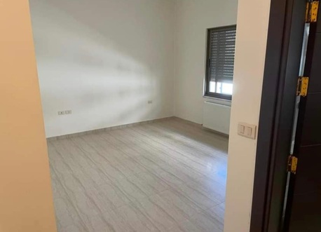 Amman, Apartments/Houses, JOD 18000/year,  4 BR,  Semi Furnished 4B Apartment With Big Baconly In 5 Circle 00962777688956