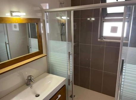 Amman, Apartments/Houses, JOD 18000/year,  4 BR,  Semi Furnished 4B Apartment With Big Baconly In 5 Circle 00962777688956