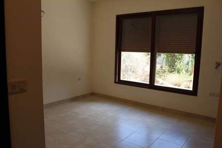 Amman, Apartments/Houses, JOD 15000/year,  3 BR,  Semi Furnished 3B Apartment With Baconlies In 3rd Circle 00962777688956