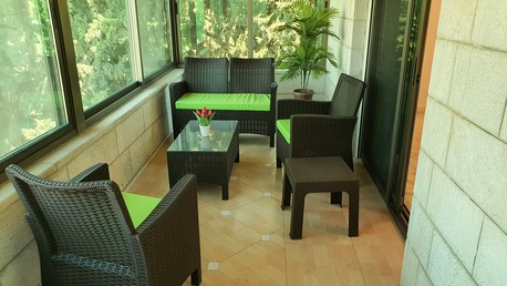 Amman, Apartments/Houses, JOD 10000/year,  Furnished,  4 BR,  Fully Furnished 4B Apart. With Baconly Free Access Into The Rooftop 4circle 00962777688956