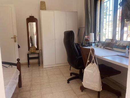 Amman, Apartments/Houses, JOD 10000/year,  Furnished,  3 BR,  Fully Furnished Three Bedroom Apartment With Baconlies In Rainbow St. 00962777688956