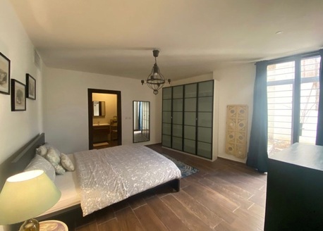 Abdoun, Apartments/Houses, JOD 12000/year,  Furnished,  2 BR,  Ground Fully Furinshed 2B Apartment With Outside Garden In Abdoun 00962777688956