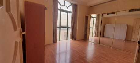 Adliya, Apartments/Houses, BHD 260/month,  2 BR,  Semifurnish 2 Bedroom Flat For Rent With Ewa
