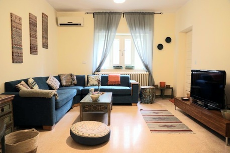 Amman, Apartments/Houses, JOD 9000/year,  Furnished,  2 BR,  Hertige Ground Floor Fully Furnished 2B Apart With Garden In Jabal Webdeh 00962777688956