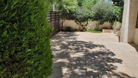 Amman, Apartments/Houses, JOD 17000/year,  4 BR,  Semi Furnished 4B (2master) Apartment With Garden In 3circle 00962777688956