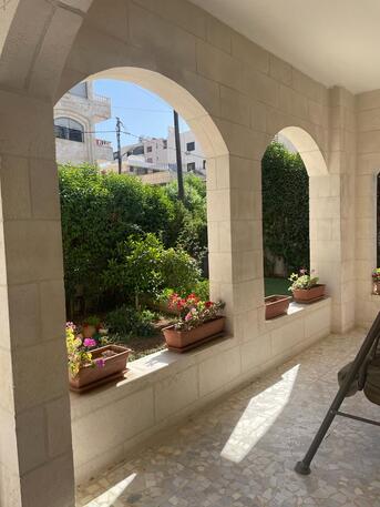 Amman, Apartments/Houses, JOD 20000/month,  Furnished,  4 BR,  Ground Fully Furinshed 4B Part Of Villa With Garden N Sweifieh 00962777688956