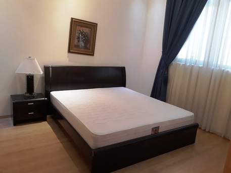 Juffair, Apartments/Houses, BHD 350/month,  Furnished,  2 BR,  Modern Fully Furnished Family Apartment.Housekeeping. Pool.Gym.Internet:STUDIO:200BD :TONY