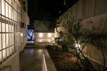 Abdoun, Apartments/Houses, JOD 10000/year,  Furnished,  2 BR,  Ground Fully Furinshed 2B Apartment With Outside Garden In Abdoun 00962777688956