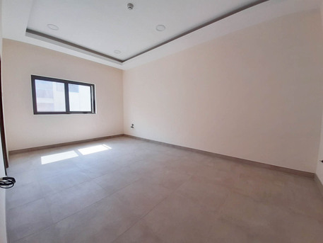 Umm Al Hassam, Offices, BHD 400,  110 Sq. Meter,  For Rent A Commercial Office Apartment In Um Alhasam Area Close To The Commercial Area.