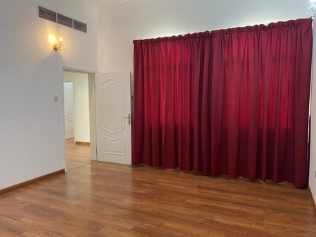 Mahooz, Villas, BHD 1000,  SEMI FURNISHED 3 BHK  VILLA FOR RENT IN MAHOOZ:SUBEER:38185065