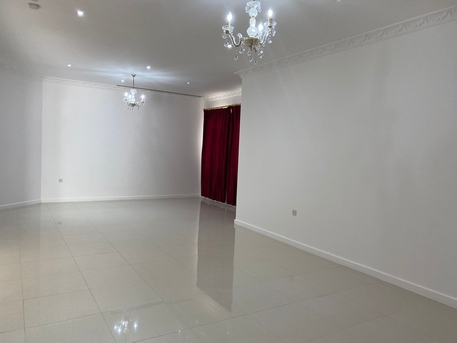 Mahooz, Villas, BHD 1000,  SEMI FURNISHED 3 BHK  VILLA FOR RENT IN MAHOOZ:SUBEER:38185065