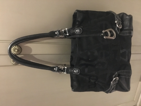 Riyadh, Household Items, SAR 30,  Ladies Bags And Purs