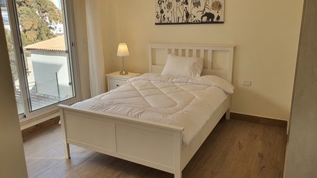 Amman, Apartments/Houses, JOD 15000/year,  Furnished,  3 BR,  Fully Furnished 3B With Balcony,pool And Gym In 4 Circle 00962777688956