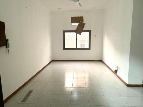 Salmaniya, Apartments/Houses, BHD 180/month,  2 BR,  2 Bedrooms Flat For Rent