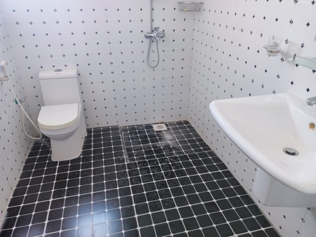 Adliya, Apartments/Houses, BHD 300/month, 2 BR, SEMI FURNISHED 2 BHK APARTMENT FOR RENT IN ADLIYA -: SUBEER*38185065