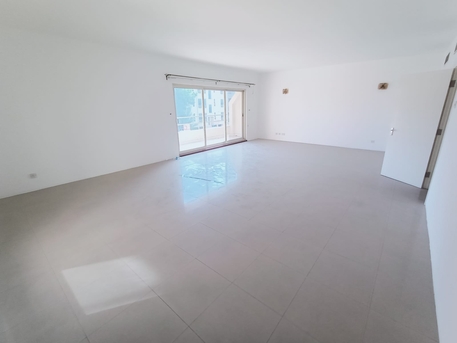 Adliya, Apartments/Houses, BHD 520/month, 3 BR, SPACIOUS SEMI FURNISHED 3 BHK APARTMENT FOR RENT IN ADLIYA -: SUBEER*38185065
