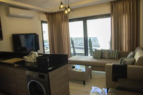 Amman, Apartments/Houses, JOD 6000/year,  Furnished,  1 BR,  Ground Fully Furinshed One Bedroom Apartment In Jabal Webdeh