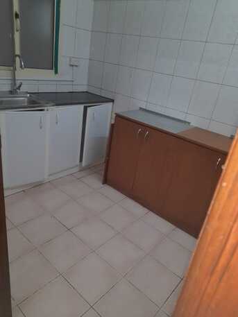 Manama, Apartments/Houses, BHD 210/month,  2 BR,  100 Sq. Meter,  Gudhabia 210bd-2bhk Semi Furnished With Ewa (50bd Ewa Limit)