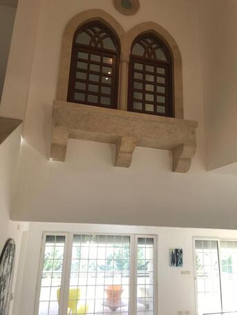 Amman, Apartments/Houses, JOD 65000/year,  4 BR,  Semi Furnished Villa 4B With Big Garden And Pool In 5 Circle 00962777688956