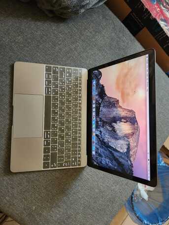 Riyadh, Computers, SAR 2200,  Apple Macbook Retina 12-inch