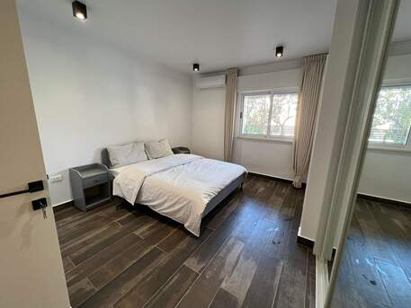 Amman, Apartments/Houses, JOD 8400/year,  Furnished,  2 BR,  Fully Furnished 2B Share Garden, Seating, Barbecue Area In 3circle 00962777688956