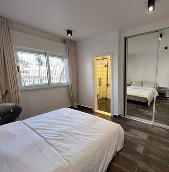 Amman, Apartments/Houses, JOD 8400/year,  Furnished,  2 BR,  Fully Furnished 2B Share Garden, Seating, Barbecue Area In 3circle 00962777688956