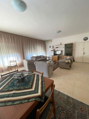 Abdoun, Apartments/Houses, JOD 8000/year,  Furnished,  3 BR,  Fully Furnished Three Bedroom Apartment With Baconlies In Abdoun 00962777688956