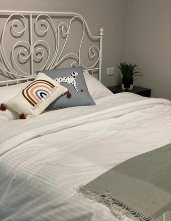 Amman, Apartments/Houses, JOD 6000/year,  Furnished,  1 BR,  Fully Furnished One Bedroom Apartment With Baconly In Area 5 Circle 00962777688956