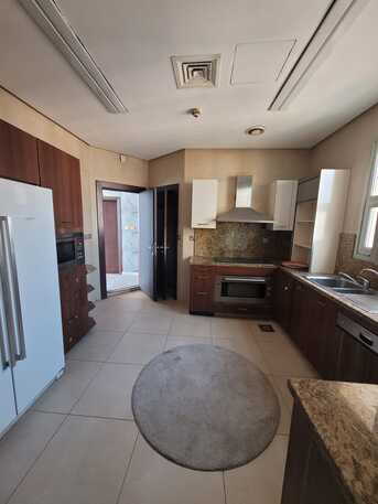 Salmiya, Apartments/Houses, KWD 1250/month,  3 BR,  2 And 3 Bedroom Full Floor Apartment At Sea Front In Salmiya At 1250 And 1000KD