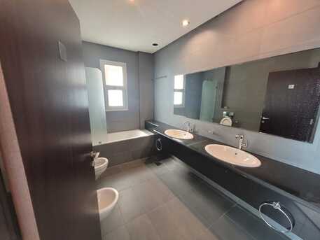 Salmiya, Apartments/Houses, KWD 1250/month,  3 BR,  2 And 3 Bedroom Full Floor Apartment At Sea Front In Salmiya At 1250 And 1000KD