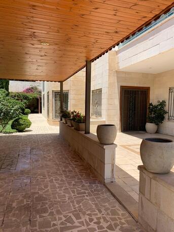 Amman, Apartments/Houses, JOD 25000/year,  4 BR,  Semi Furnished Ground Floor 4B Apart. With Big Garden N Der Ghbar 00962777688956