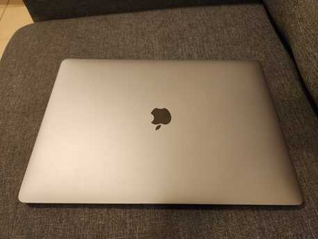 Riyadh, Computers, SAR 4500,  Apple MacBook Pro 16-inch With Touch Bar